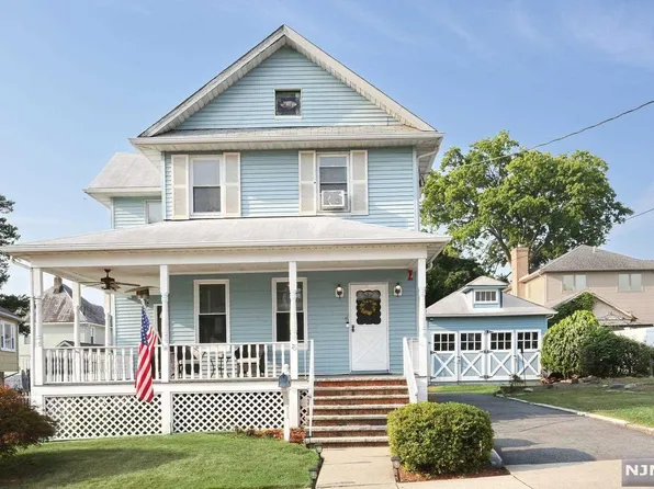 76 Ackerman Ave, Saddle Brook, NJ 07663