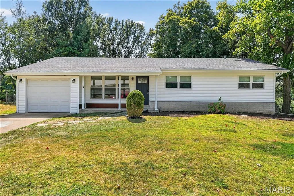 12304 Design Ln photo 1