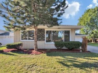 6229 W 90th Pl, Oak Lawn, IL