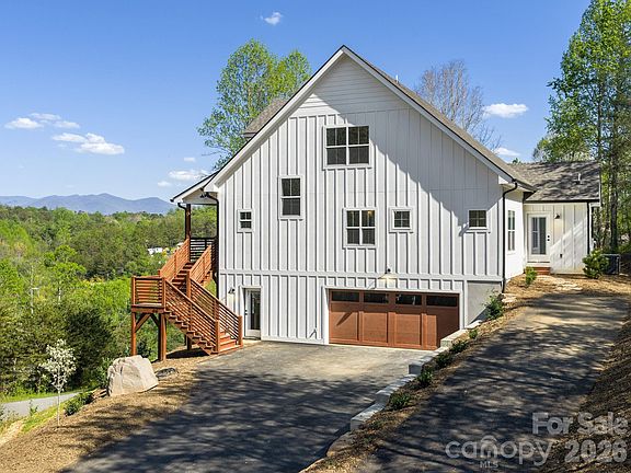 3rd image of 94 Spicewood Rd