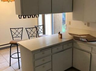 554 Index Pl NE APT 4, Renton, WA 98056