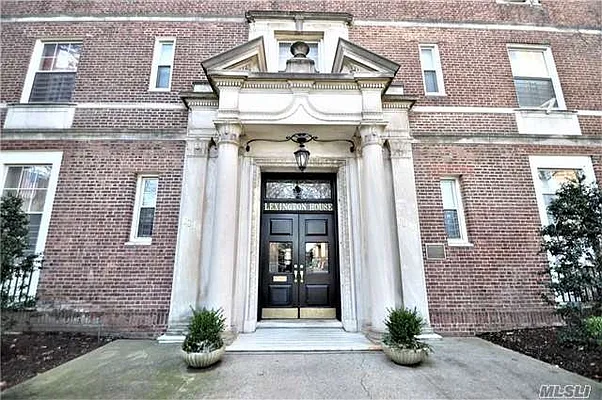 Sold by Exit Kingdom Realty | media 17