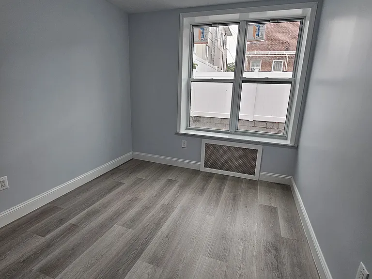 1724 W 13th St #1F — Photo 18