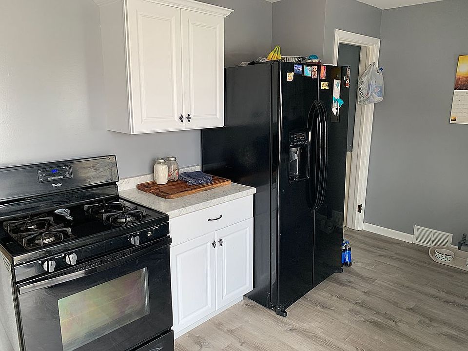 1st image of 48 Moulton Ave