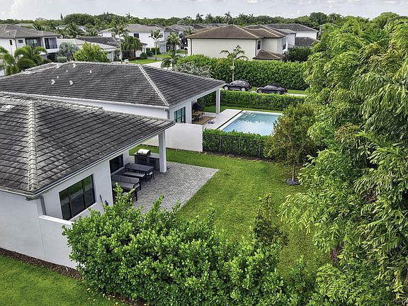 4th image of 8544 Apple Falls Lane