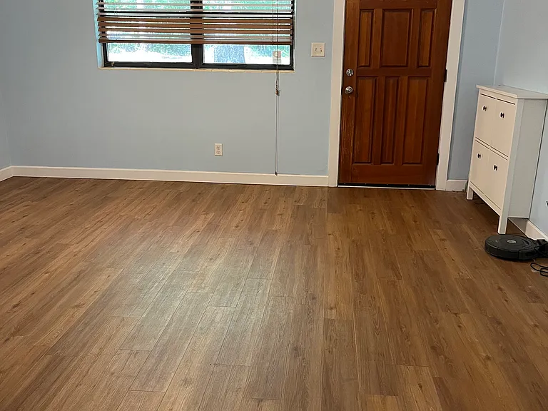 17451 Southside Ct — Photo 6