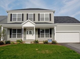 657 Independence Ave, Elburn, IL 60119