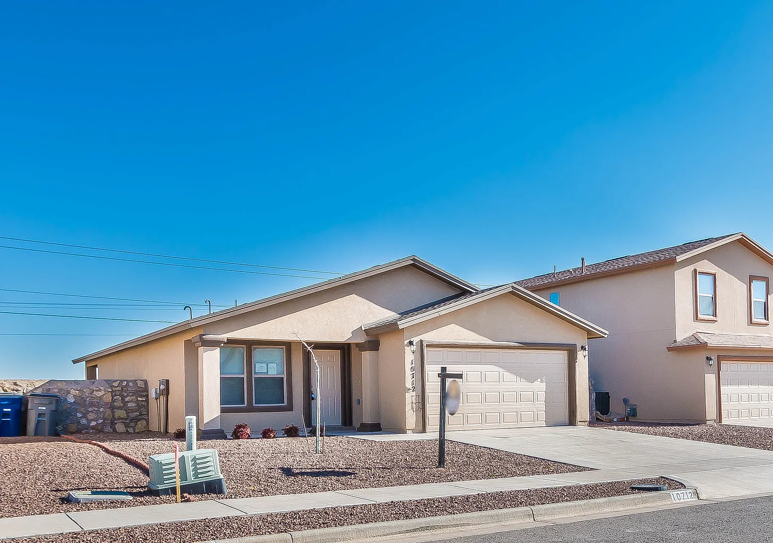 Charming 3 bedroom, 2 bath home in Northeast El Paso! — Photo 3