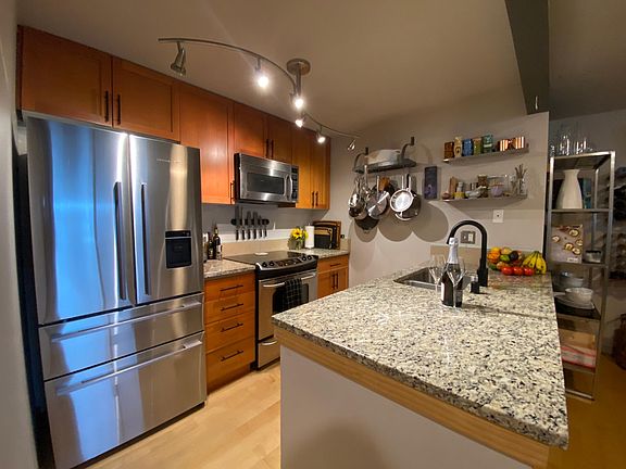 4th image of 2145 Dexter Ave N APT 303
