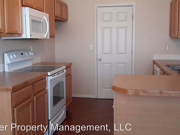 2nd image of 309 E 28th Street Dr