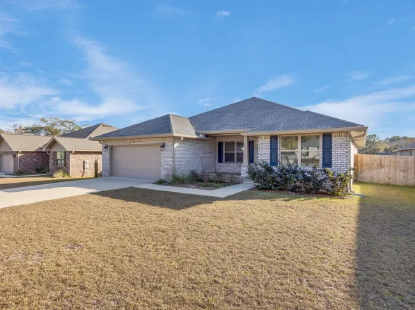 5839 Crestlake Dr, Crestview, FL 32536