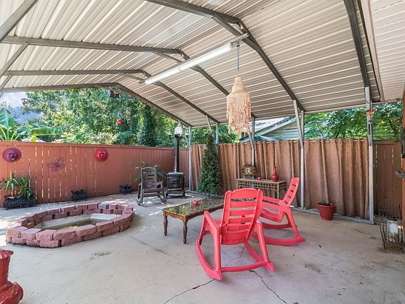 5th image of 619 Creole Ln