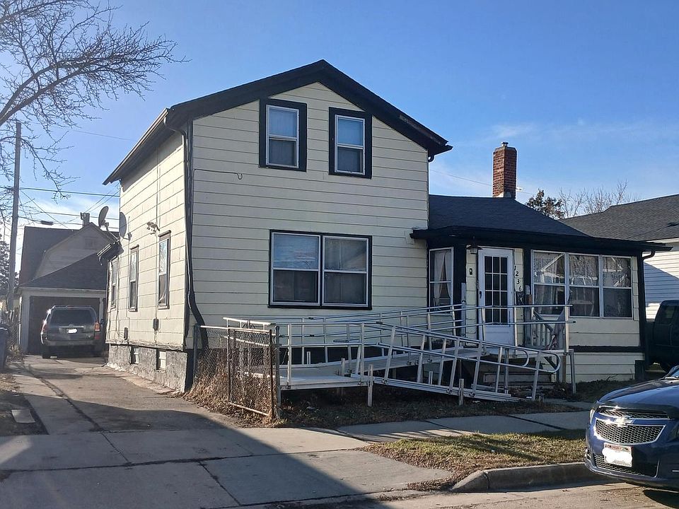 1st image of 1236 Grand AVENUE