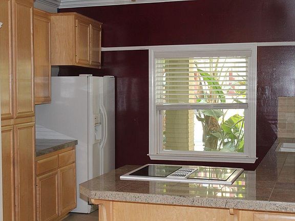 3rd image of 2211 I St