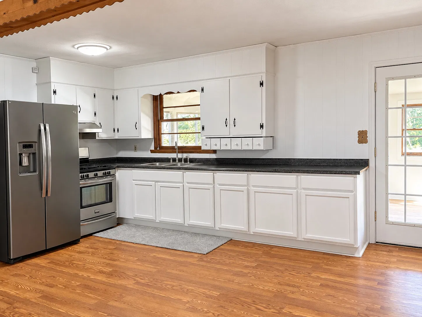 4 bed, 1500 sqft, $1,800 — Photo 4
