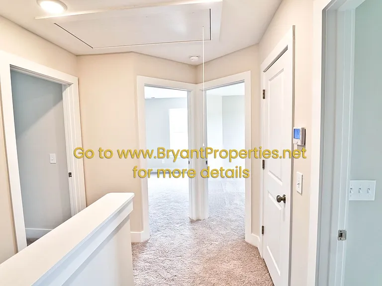 615 Vrabel Rd — Photo 11