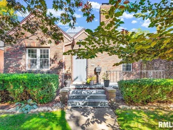 317 W Corrington Ave, Peoria, IL 61604