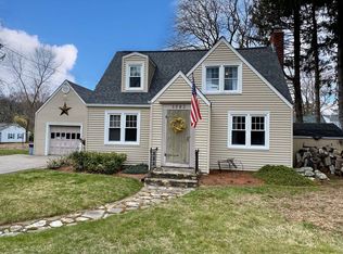 1583 Providence Rd, Northbridge, MA 01534