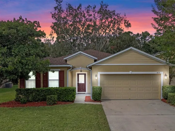 4818 Waters Gate Dr, Tavares, FL 32778