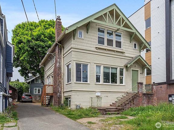 2nd image of 4723 21st Ave NE