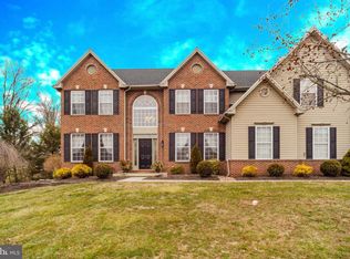 29 Tanglewood Dr, Schwenksville, PA