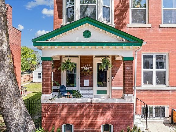 3rd image of 3677 McRee Ave