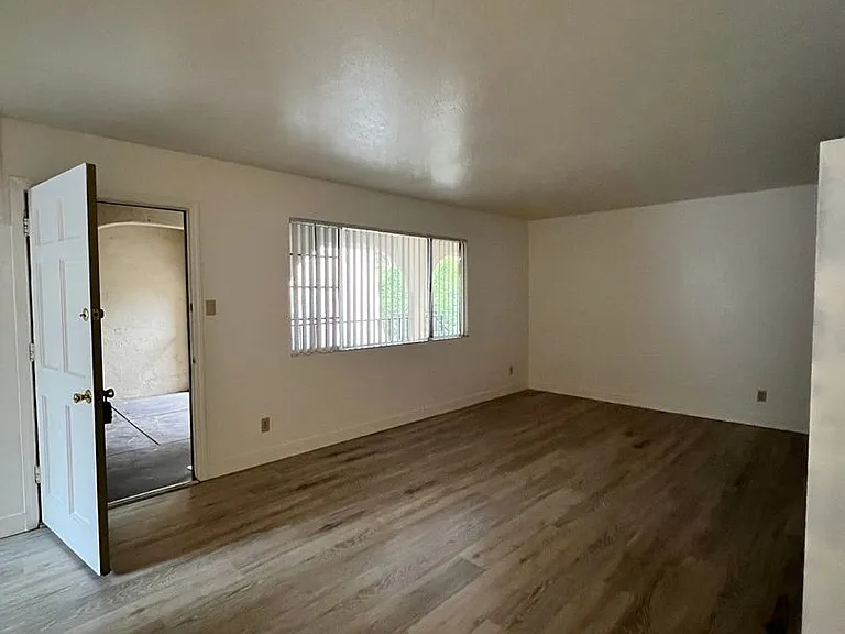 1337 Monte Vista Ave — Photo 3