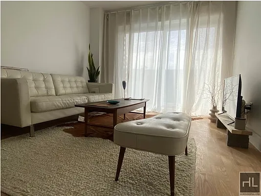 Rented by Highline Residential | media 12