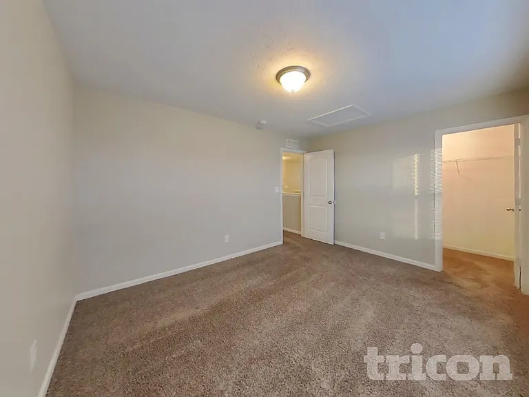2027 Shadow Creek Blvd — Photo 10