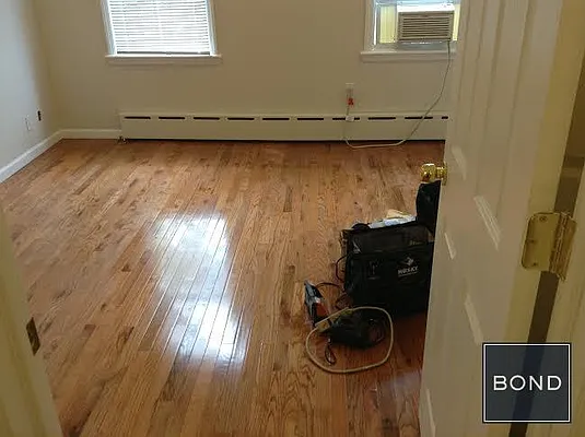 Rented by Bond New York | media 29