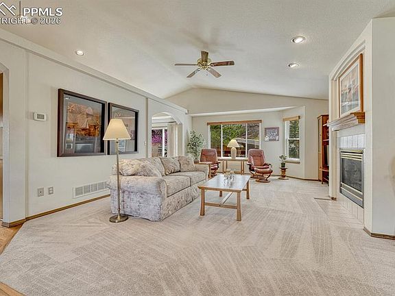 5th image of 7635 Julynn Rd
