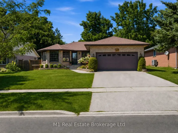 294 Colborne St, Centre Wellington, ON N0B 1S0