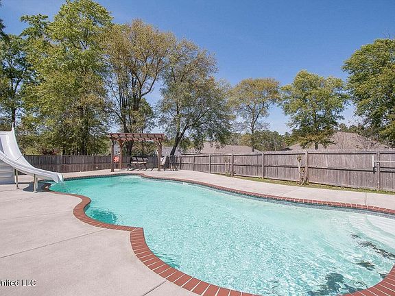 2nd image of 13212 Meadowland Ct