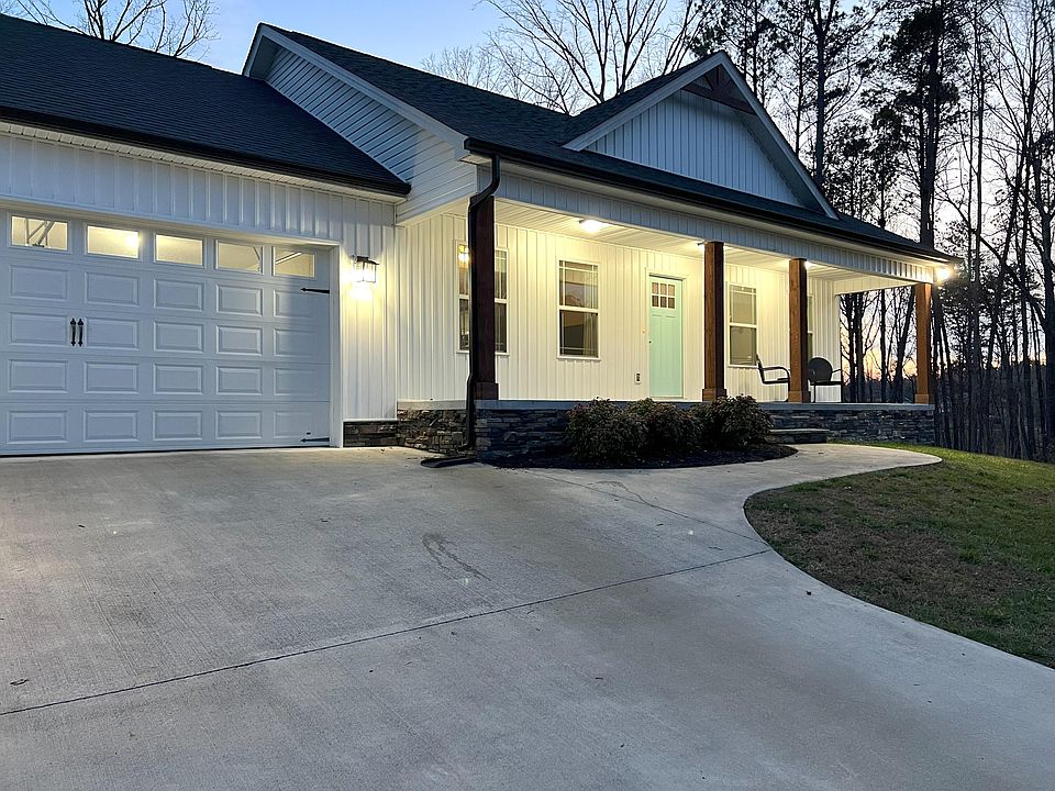 214 Crabtree Dr, Tunnel Hill, GA 30755 Zillow