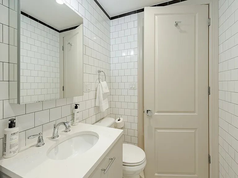 405 E 78th St #4B — Photo 29
