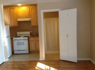 101 Frisbie St, Oakland, CA 94611