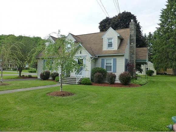 1st image of 30 Franklin Ave