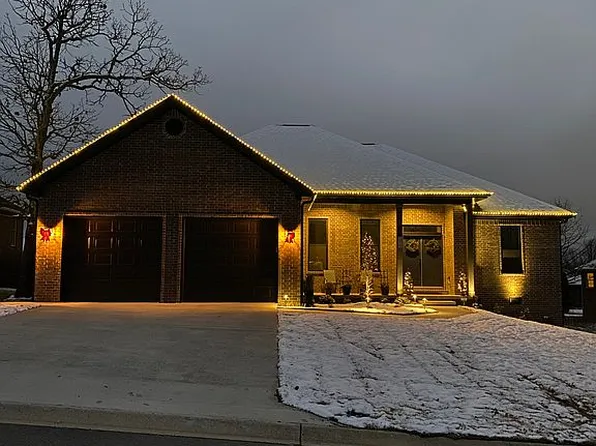 1216 Chestnut Hills Dr, Mountain Home, AR 72653