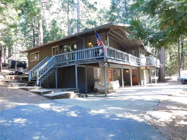 24211 Martingale Ln, Sonora, CA 95370