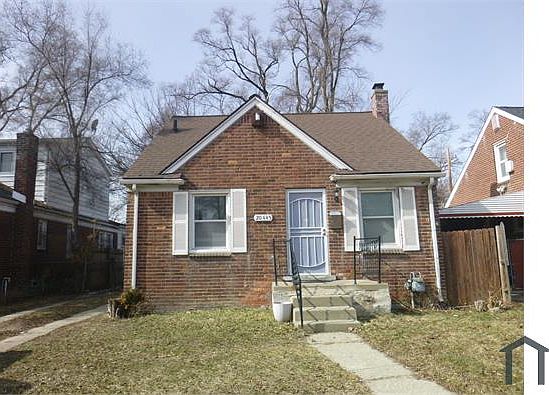 2nd image of 20445 Tracey St
