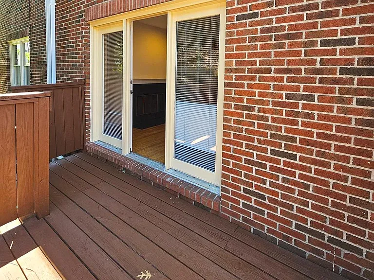 1119 N Stuart St #B — Photo 12