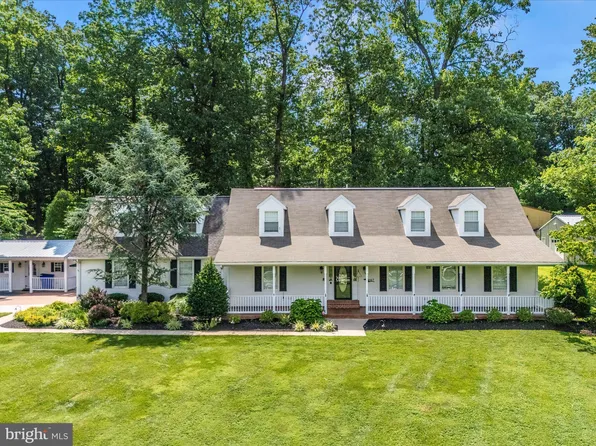 6047 Quinn Rd, Frederick, MD 21701