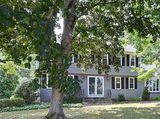 294 Hang Dog Ln, Wethersfield, CT 06109
