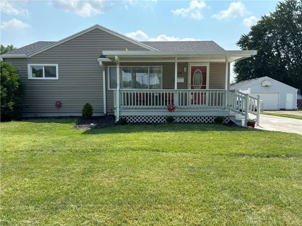 358 Lawver Ln, Dayton, OH 45431