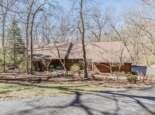 2229 Ridgley Woods Dr, Chesterfield, MO 63005