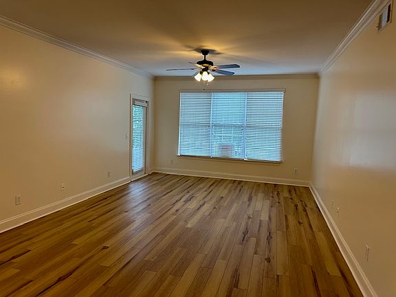 Specious living room, new hardwood floor and freshly painted