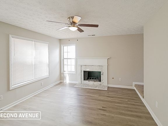 5th image of 5551 Mayfair Crossing Dr