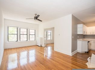 626 W Stratford Pl APT 1E, Chicago, IL 60657