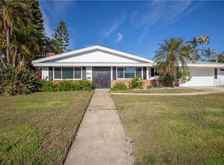 371 Colony Point Rd S, Saint Petersburg, FL 33705