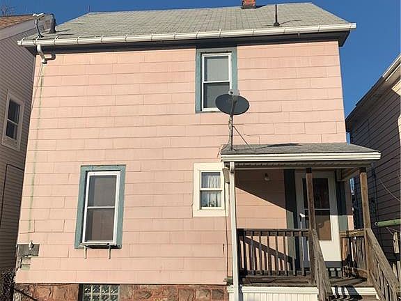 2nd image of 2207 La Salle Ave